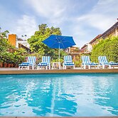 Hotel Posada de Roger - Near Los Muertos Beach