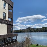 The Haus on Mirror Lake