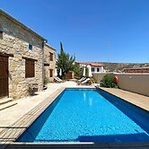 Evkarpos Country House
