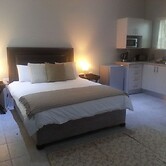 At Eezzze Riversway Self Catering