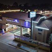 Travelodge Inn & Suites by Wyndham West Covina