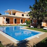 Canavial I & II Apartments