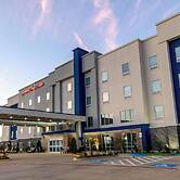 Hampton Inn & Suites Cleburne