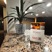 Velora Hinton, Ascend Hotel Collection