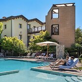 The Ziba Hotel & Spa
