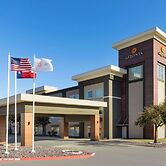 La Quinta Inn & Suites by Wyndham Austin NW/Lakeline Mall
