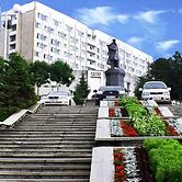 Hotel Equator