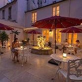 Agate Hotel