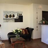 Hotel & Gästehaus Im Ziegelweg garni