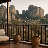 Doupiani House Hotel