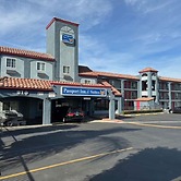 Heritage Inn and Suites