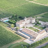 Le Chateau De Besseuil