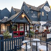 The Avon Causeway Hotel