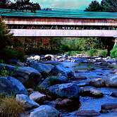 Covered Bridge Riverview Lodge