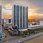 Hyatt House Virginia Beach / Oceanfront