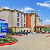 Holiday Inn Express & Suites Houston South near Pearland by IHG