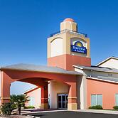 Days Inn & Suites by Wyndham Marquez