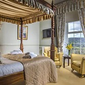 The Manor Hotel