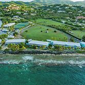 Tamarind Reef Resort Spa & Marina