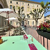  Logis Hôtel des Thermes 