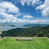 The Lake Hotel Tagaytay