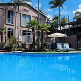 Mollymook Shored Hotel