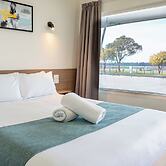Bayside Hotel