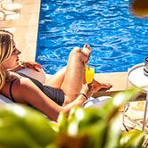 The Oriana Orange - Retro Hotel & Resort