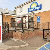Days Inn by Wyndham Watford Gap