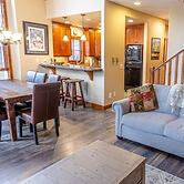 Woodhaven #32 By Bear Country