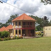 Mango Cottages & Recreation Center