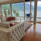 The View Montreux