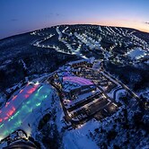 Camelback Lodge & Aquatopia Indoor Waterpark
