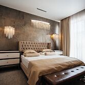 Shirvanshah Hotel
