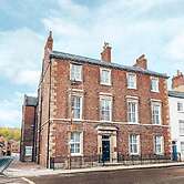 52 Old Elvet