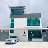 Luna Stay by Yolodge