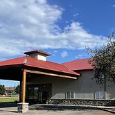 Eagle Peak Lodge & Cabins