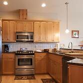 River Scene 30 Day Minimum 3 Bedroom Home by RedAwning