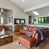 Oceans Edge Beach House At Oak Beach