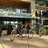 AC Hotel by Marriott Charlotte SouthPark