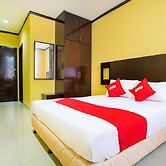 Super OYO 1219 Hotel Bbk