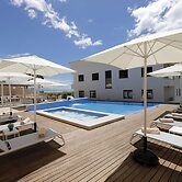 Modena Maris Apartments