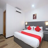 OYO 44043 First Garden Hotel