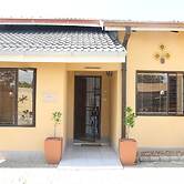 Roba Monakedi Guest Lodge