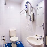 Super OYO 44097 Avatarr Hotel