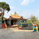 Dream Land Hill Residency