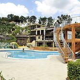 Seascape Resort