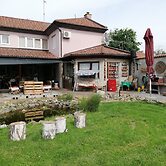 Studio Apartments Korosteljev