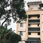 Propitious Castle B&B