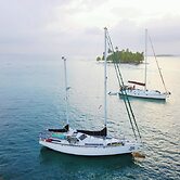 Private Over-the-Water Cabin in San Blas including Meals
